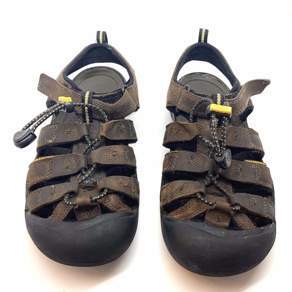 keen boys sandals